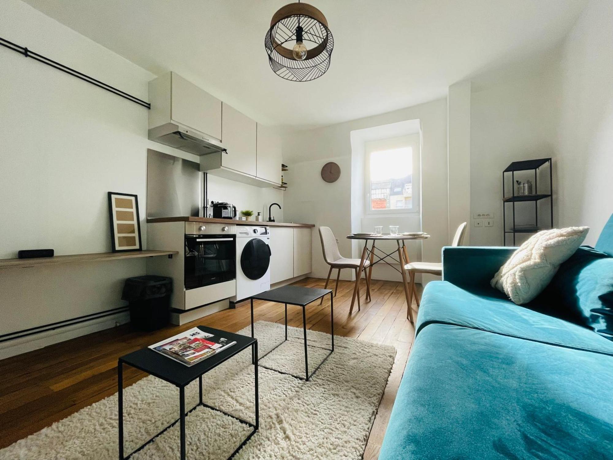 Charmant Appartement Au Coeur De Бурж Екстер'єр фото